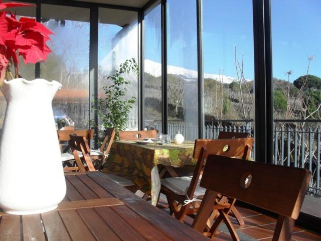 Etna Hut Bed and Breakfast Nicolosi Buitenkant foto