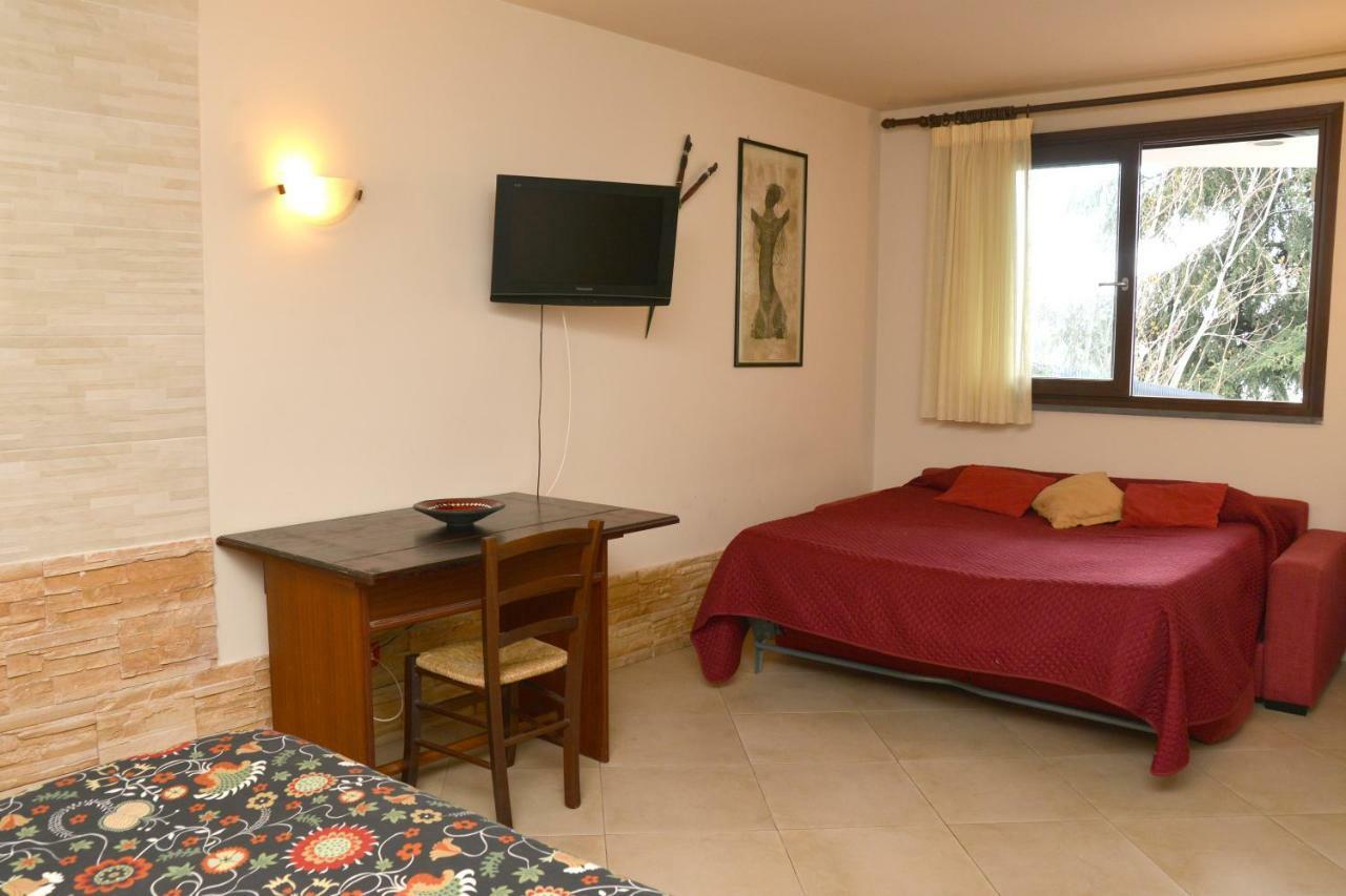 Etna Hut Bed and Breakfast Nicolosi Buitenkant foto